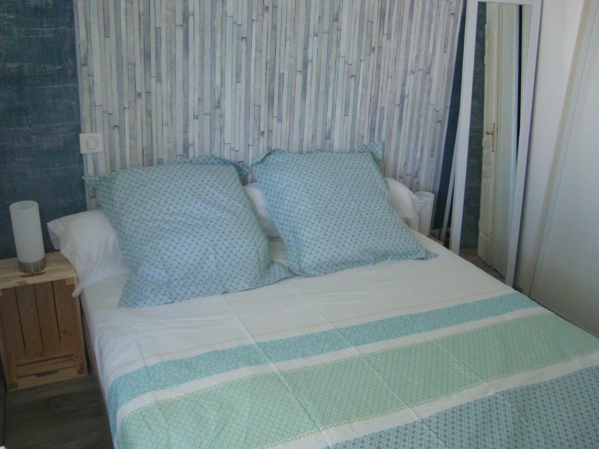 Au Coeur De Port Frejus - T2 30 M² - Tout A Pied Екстер'єр фото