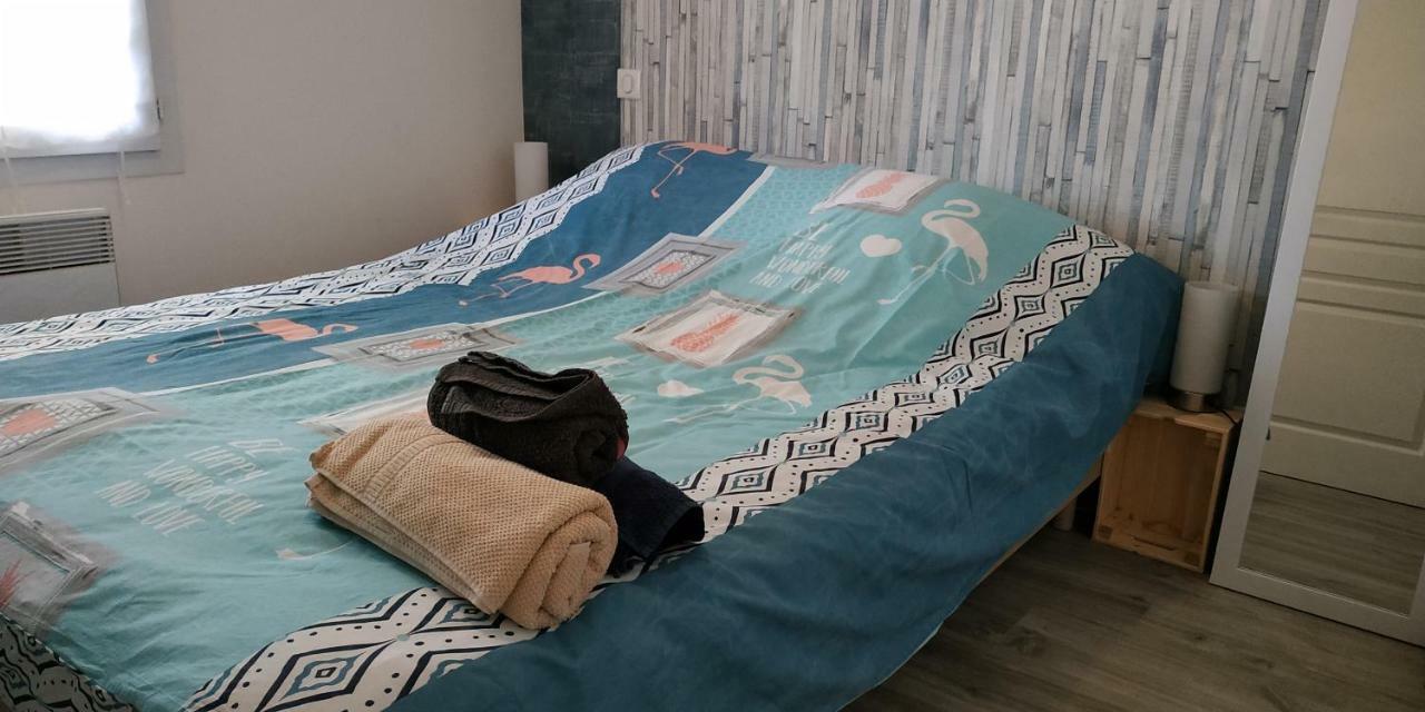 Au Coeur De Port Frejus - T2 30 M² - Tout A Pied Екстер'єр фото